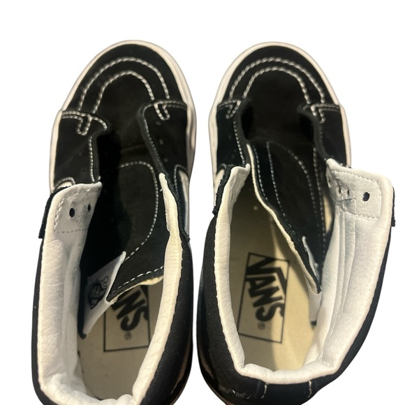 Vans Kids Shoes - Black and White - Picture 8 of 8